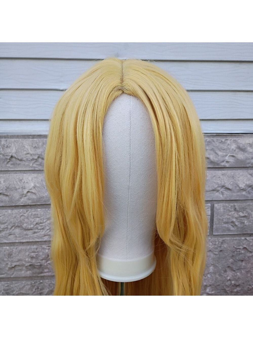 2/$20 Long Blonde Yellow Synthetic Wig 33 Inch - Picture 2 of 9